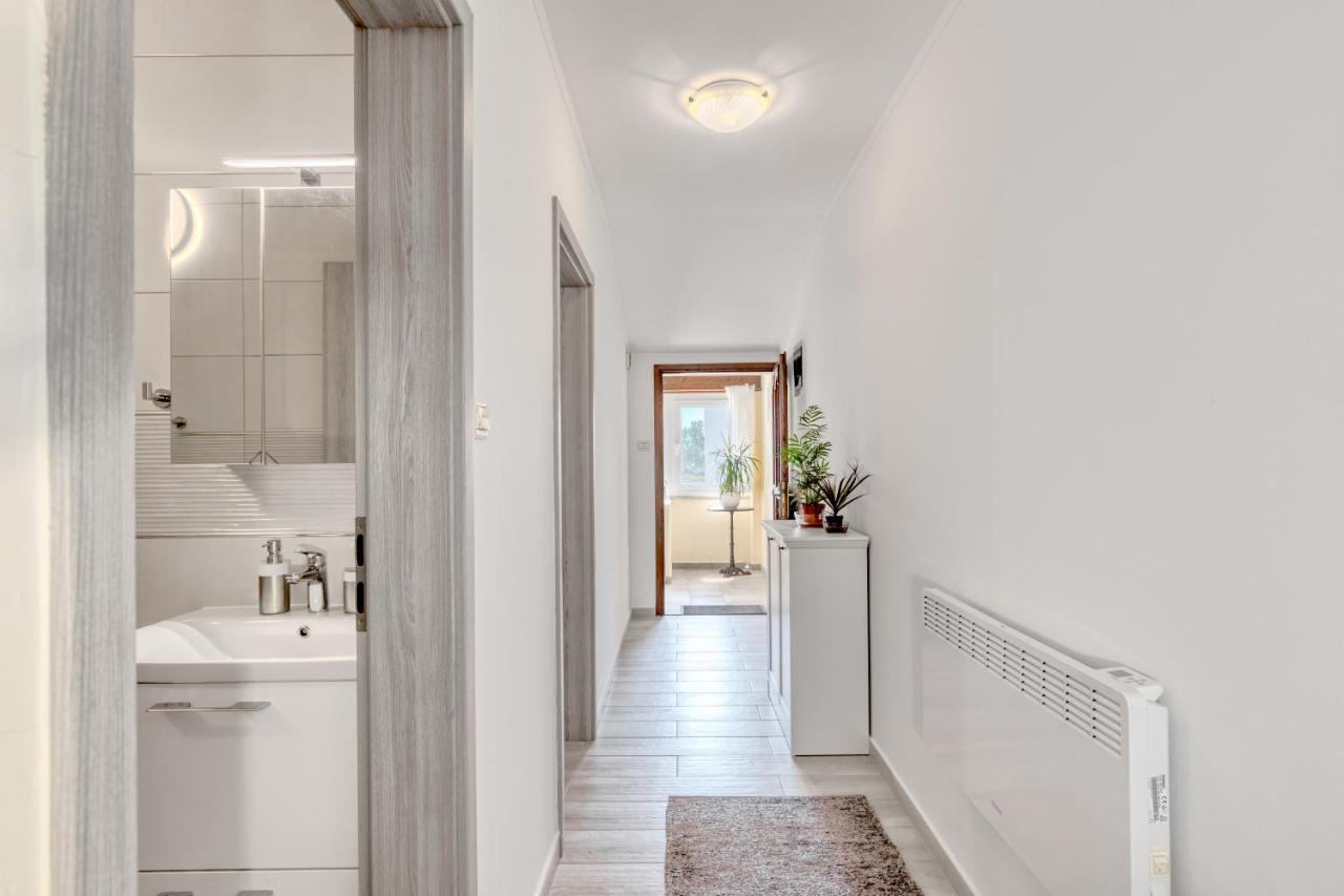 Penthouse Zola With Private Parking Medulin Exterior foto